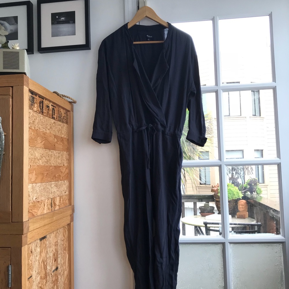 Madewell Crepe jumpsuit, size S.